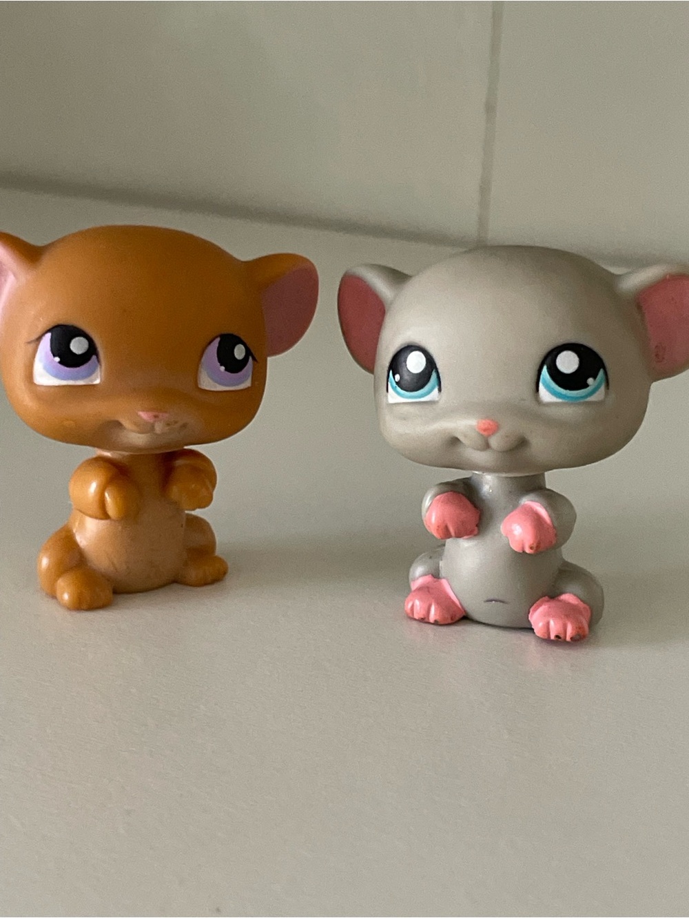 Vintage 2006 littlest pet shop mice with magnets